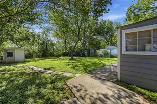 1313 Perez St, Austin, TX 78721 - Photo 6