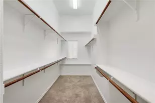 2105 Town Centre Dr, Round Rock, TX 78664 - Photo 10