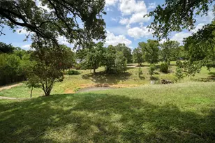 243 Piney Ridge Dr, Bastrop, TX 78602 - Photo 32