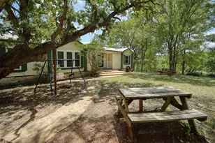 243 Piney Ridge Dr, Bastrop, TX 78602 - Photo 2