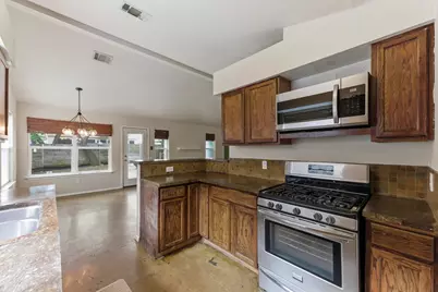 723 Shade Tree Drive, Austin, TX 78748 - Photo 10