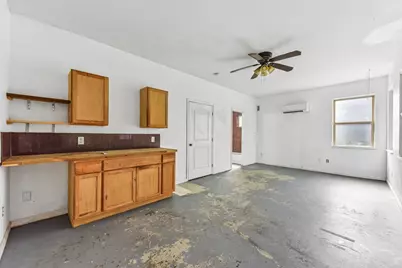 2003 E 9th Street, Austin, TX 78702 - Photo 12