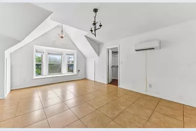 2003 E 9th Street, Austin, TX 78702 - Photo 6