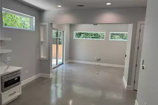 2604 Francisco St, Austin, TX 78702 - Photo 8