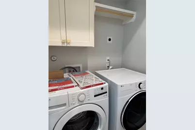 2604 Francisco Street #B, Austin, TX 78702 - Photo 10