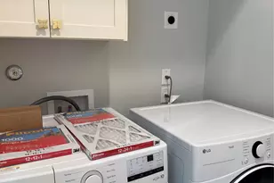 2604 Francisco St, Austin, TX 78702 - Photo 10