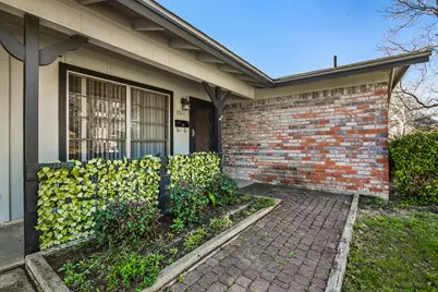 8511 Burrell Drive, Austin, TX 78757 - Photo 4