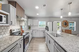 700 9th St St, Blanco, TX 78606 - Photo 14