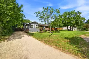 700 9th St St, Blanco, TX 78606 - Photo 4