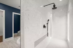 121 Burgess Ln, Austin, TX 78738 - Photo 18