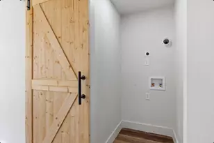 309 E Lola Dr, Austin, TX 78753 - Photo 20