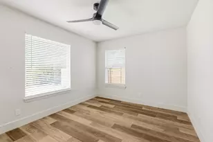 309 E Lola Dr, Austin, TX 78753 - Photo 12