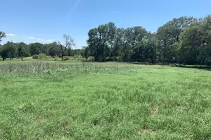 133 Clearfork Rd, Lockhart, TX 78644 - Photo 16