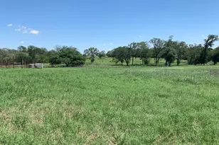 133 Clearfork Rd, Lockhart, TX 78644 - Photo 2