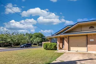 2304 Smith Branch Blvd, Georgetown, TX 78626 - Photo 2