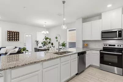 6909 Daniel Ranch Drive, Austin, TX 78744 - Photo 8