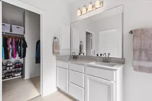 6909 Daniel Rnch Dr, Austin, TX 78744 - Photo 16