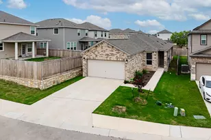 7216 Gray Catbird Dr, Austin, TX 78744 - Photo 2