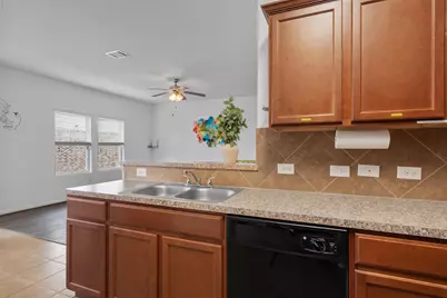 13412 Henneman Drive, Pflugerville, TX 78660 - Photo 12