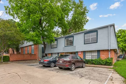 406 E 30th Street #204, Austin, TX 78705 - Photo 14