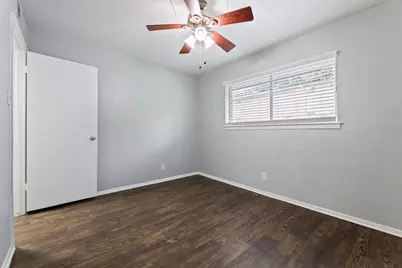 406 E 30th Street #204, Austin, TX 78705 - Photo 12