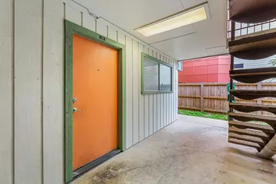 406 E 30th Street #204, Austin, TX 78705 - Photo 2