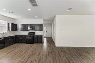 318 Schuylerville Dr, Elgin, TX 78621 - Photo 6