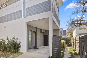 1904 E 17th St, Austin, TX 78702 - Photo 2