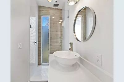 1904 E 17th Street #B, Austin, TX 78702 - Photo 32