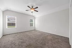 7301 Van Ness St, Austin, TX 78744 - Photo 16