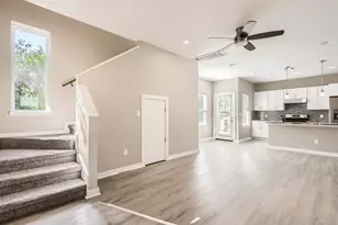 11007 Elm St, Jonestown, TX 78645 - Photo 4