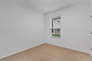 310 Livewater Ln, Georgetown, TX 78633 - Photo 24