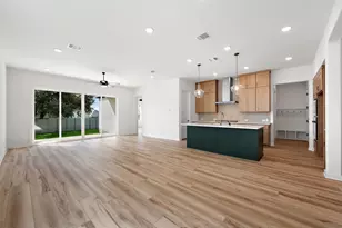 412 Leaning Rock Rd, Georgetown, TX 78628 - Photo 4