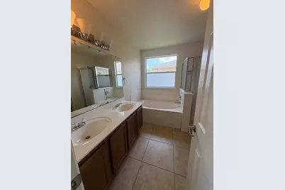 1429 Coriander Drive, Austin, TX 78741 - Photo 6