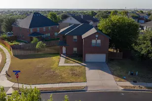 801 Cisco Valley Cv, Round Rock, TX 78664 - Photo 2