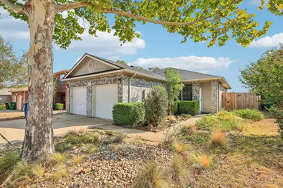 2409B Curry Loop, Round Rock, TX 78664 - Photo 4