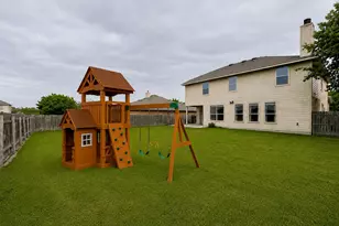 19617 Cheyenne Valley Dr, Round Rock, TX 78664 - Photo 32