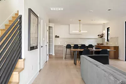 2305 E 21st Street #2, Austin, TX 78722 - Photo 2