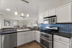 9012 Meacham Wy, Austin, TX 78749 - Photo 8