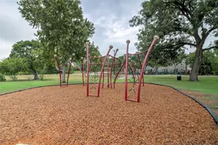 202 S College St, Georgetown, TX 78626 - Photo 30