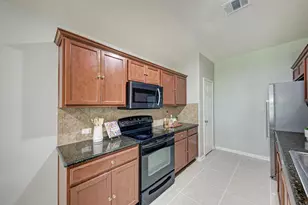 11309 Carrie Manor St, Manor, TX 78653 - Photo 14