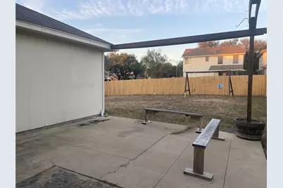 15137 Sarah's Creek Drive, Pflugerville, TX 78660 - Photo 18