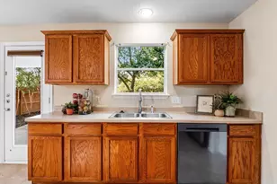 2413 Charlie Harley Dr, Leander, TX 78641 - Photo 10