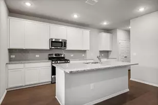 12212 Dillon Fls Dr, Austin, TX 78747 - Photo 10