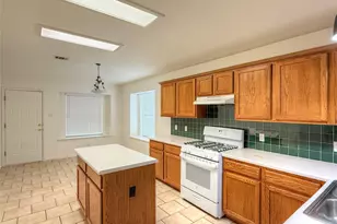 700 House Creek St, Leander, TX 78641 - Photo 4