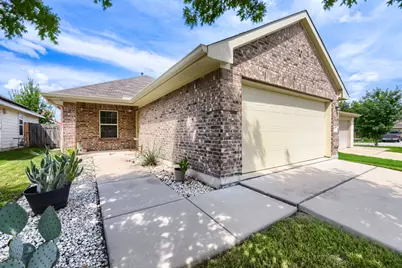 7216 Razors Edge Drive, Austin, TX 78744 - Photo 2