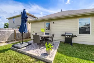7216 Razors Edge Dr, Austin, TX 78744 - Photo 34