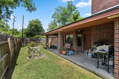 309 W Moerbe Drive, Thorndale, TX 76577 - Photo 12