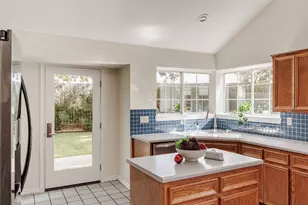 4616 Everest Ln, Austin, TX 78727 - Photo 10