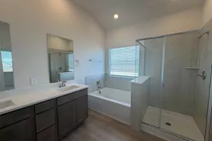 203 Divisadero Dr, Hutto, TX 78634 - Photo 6